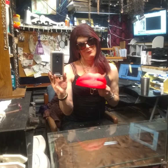 Meet your Posher, Samantha - Picture 5 of 8